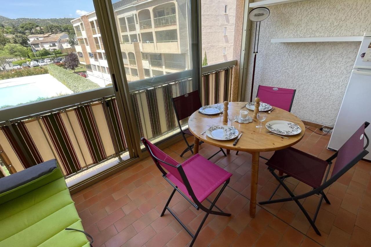 T2 With Balcony Close To The Sea Sainte-Maxime Exteriör bild